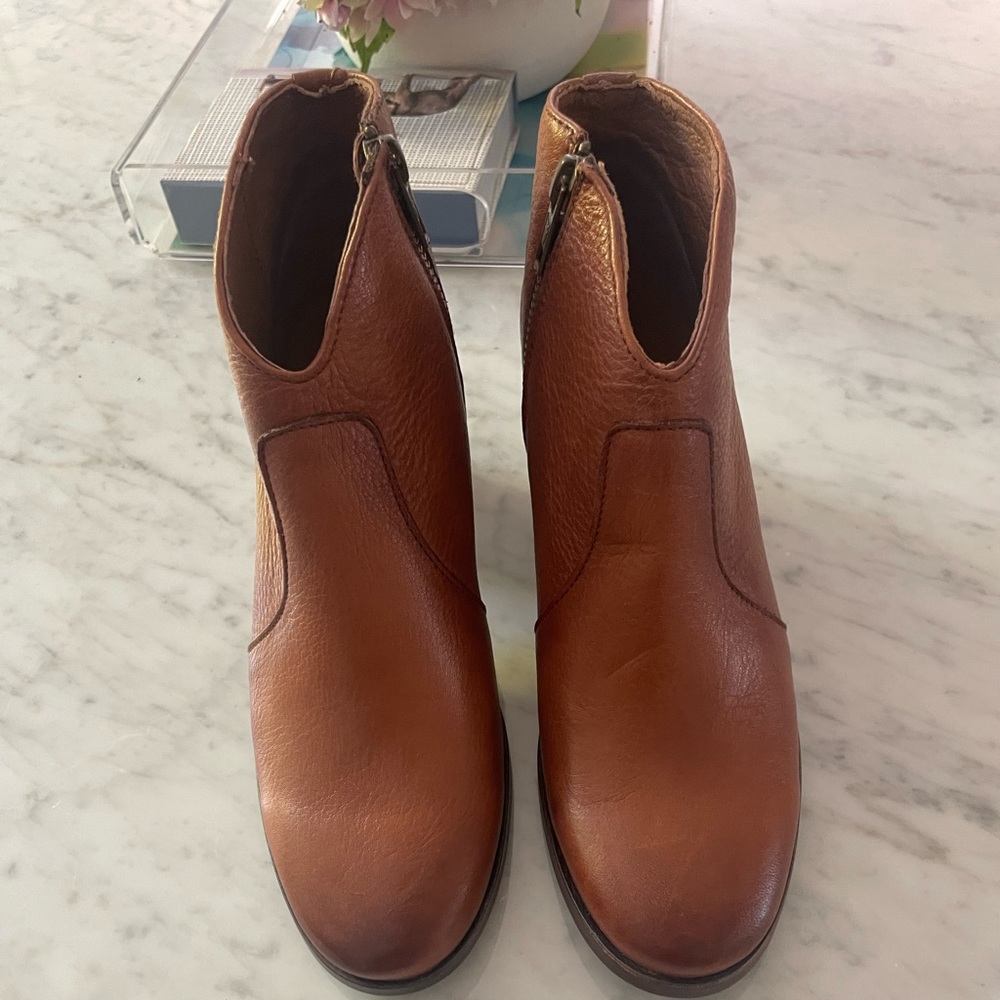 Frye booties. Never worn. Brown.